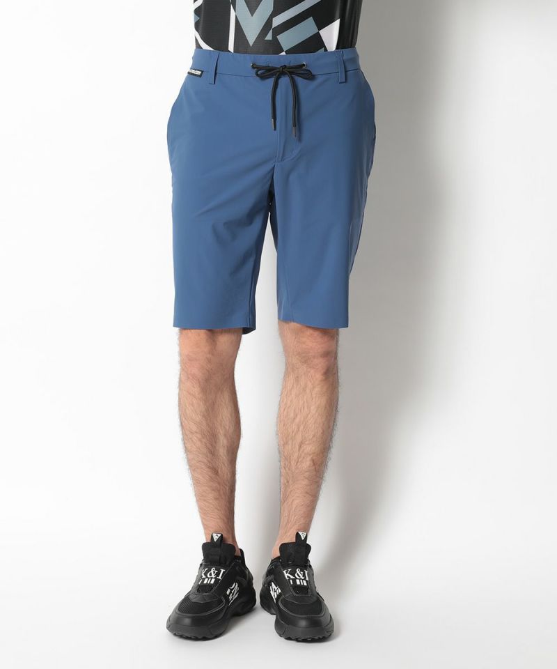 BLUE(Model:身長186cm,チェスト96cm,ウエスト78cm,ヒップ95cm,着用サイズL)