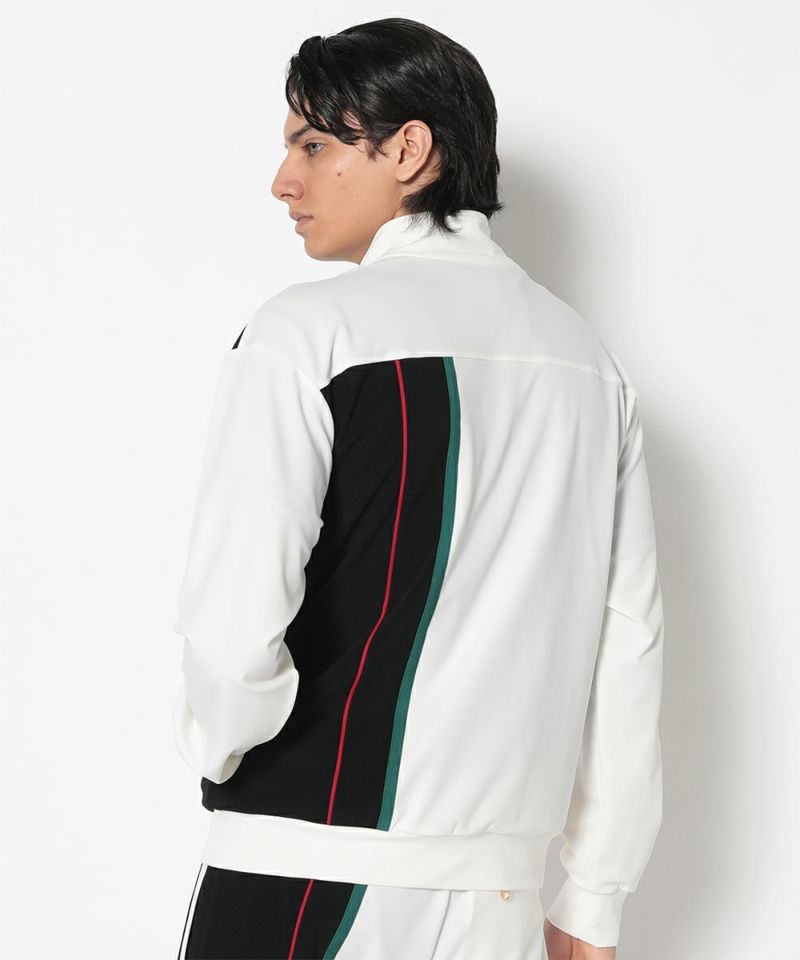 Viper_Hoodie_Shadow.jpg?width=