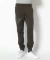 KHAKI モデル:身長185cm,チェスト95cm,ウエスト75cm,ヒップ94cm,着用サイズL