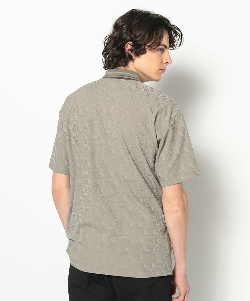 KHAKI モデル:身長182cm,チェスト87cm,ウエスト78cm,ヒップ91cm,着用サイズ：L