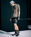 DETAIL モデル:身長185cm,チェスト85cm,ウエスト70cm,ヒップ92cm,着用サイズL