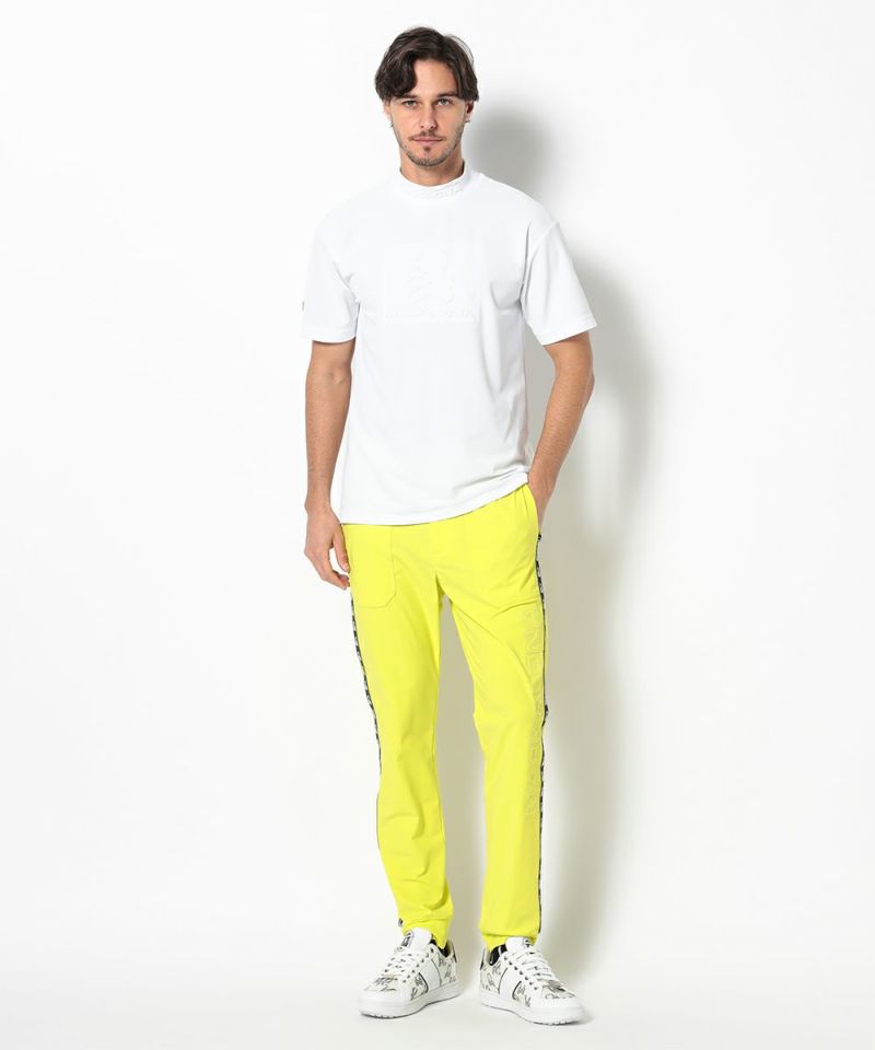 WHITE モデル:身長185cm,チェスト95cm,ウエスト75cm,ヒップ94cm,着用サイズL