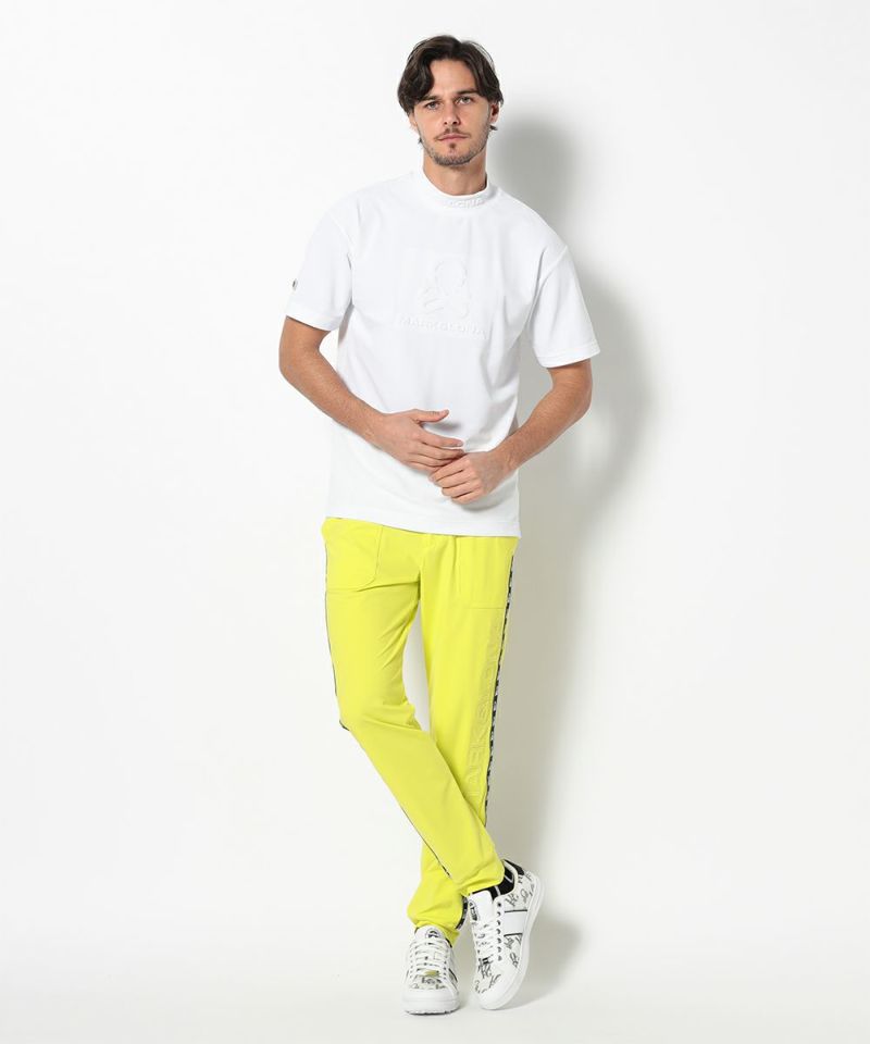 WHITE モデル:身長185cm,チェスト95cm,ウエスト75cm,ヒップ94cm,着用サイズL