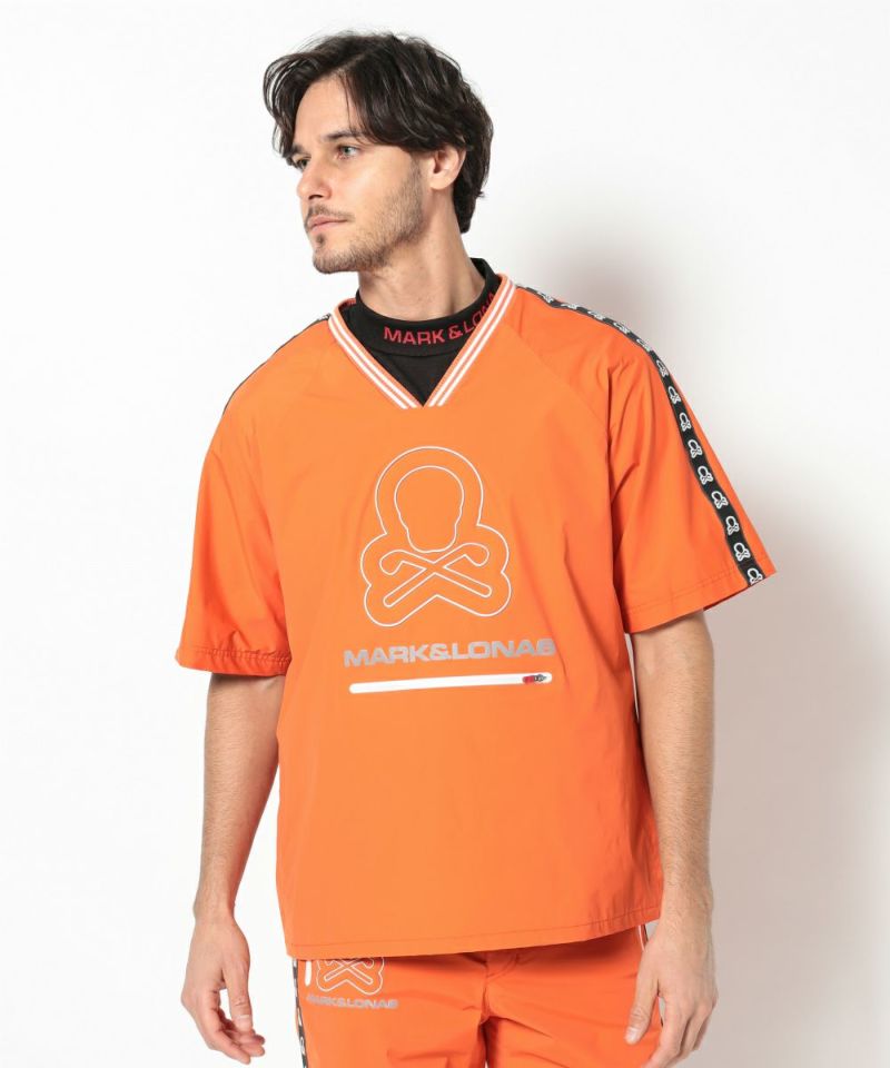 ORANGE モデル:身長185cm,チェスト95cm,ウエスト75cm,ヒップ94cm,着用サイズL