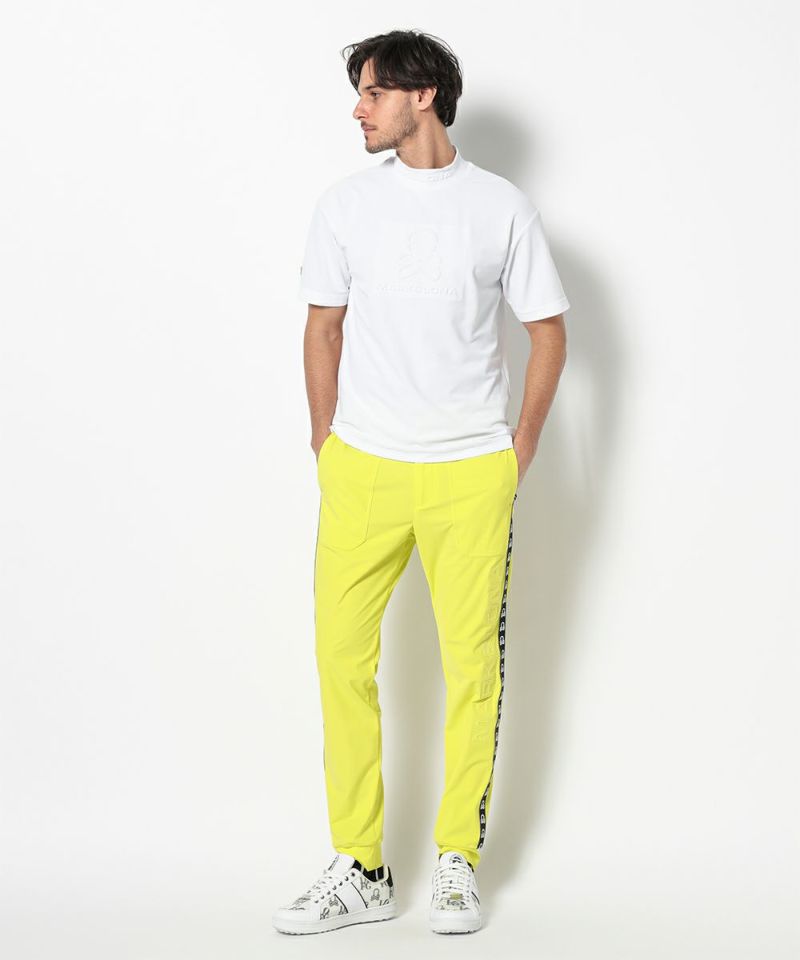 YELLOW モデル:身長185cm,チェスト95cm,ウエスト75cm,ヒップ94cm,着用サイズL