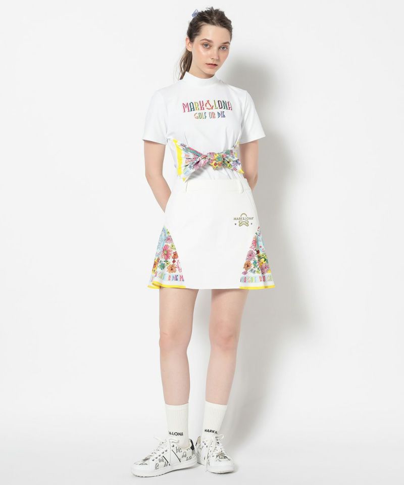WHITE モデル:身長172cm,バスト81cm,ウエスト57cm,ヒップ88cm, 着用サイズ：M