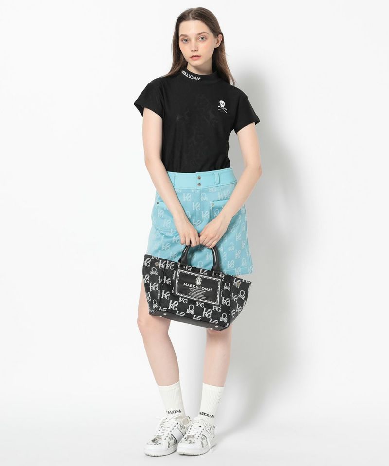 BLUE モデル:身長172cm,バスト81cm,ウエスト57cm,ヒップ88cm, 着用サイズ：M