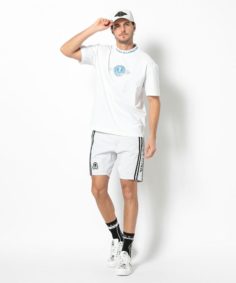 WHITE モデル:身長185cm,チェスト95cm,ウエスト75cm,ヒップ94cm,着用サイズL