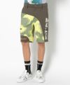 GREEN モデル:身長185cm,チェスト95cm,ウエスト75cm,ヒップ94cm,着用サイズL ※左脇ロゴ位置が変更あり