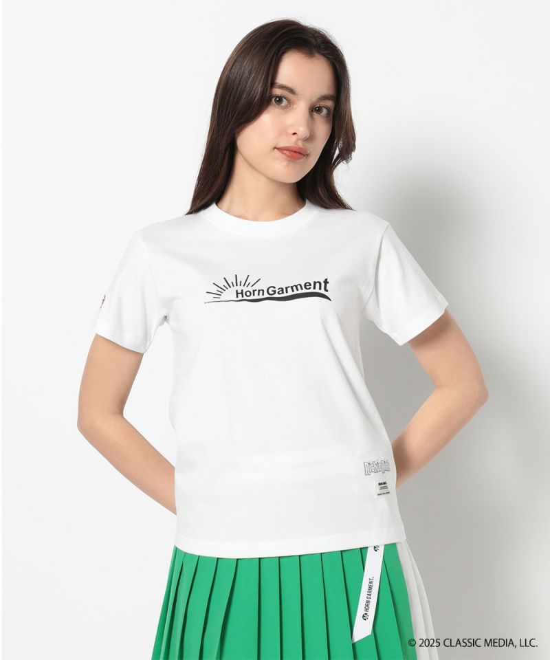 WHITE モデル:身長168cm,バスト80cm,ウエスト57cm,ヒップ89cm,着用サイズUNISEX