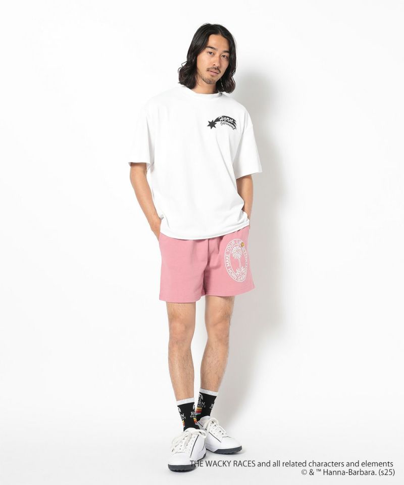 WHITE モデル:身長181cm,チェスト98cm,ウエスト76cm,ヒップ92cm,着用サイズL