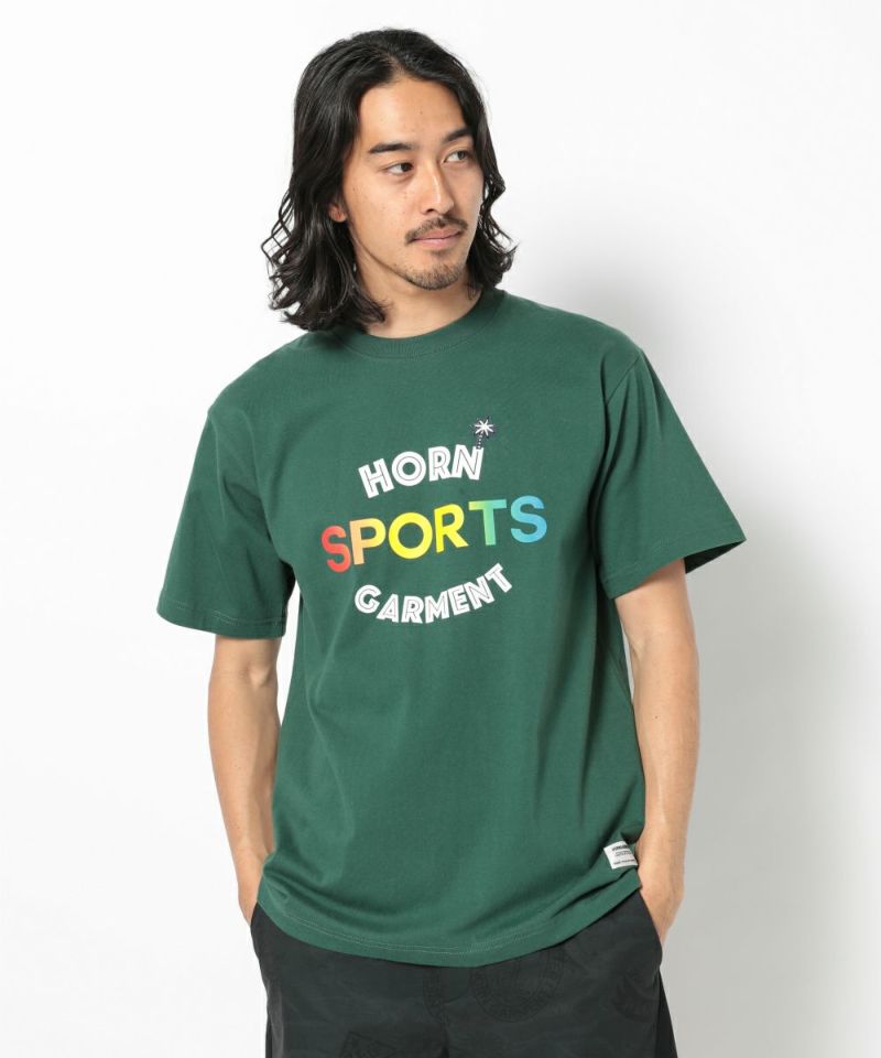 D.GREEN モデル:身長181cm,チェスト98cm,ウエスト76cm,ヒップ92cm,着用サイズL