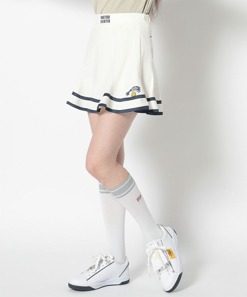 WHITE モデル:身長175cm,バスト81cm,ウエスト60cm,ヒップ88cm, 着用サイズ：M