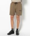 BROWN モデル:身長185cm,チェスト95cm,ウエスト75cm,ヒップ94cm,着用サイズL