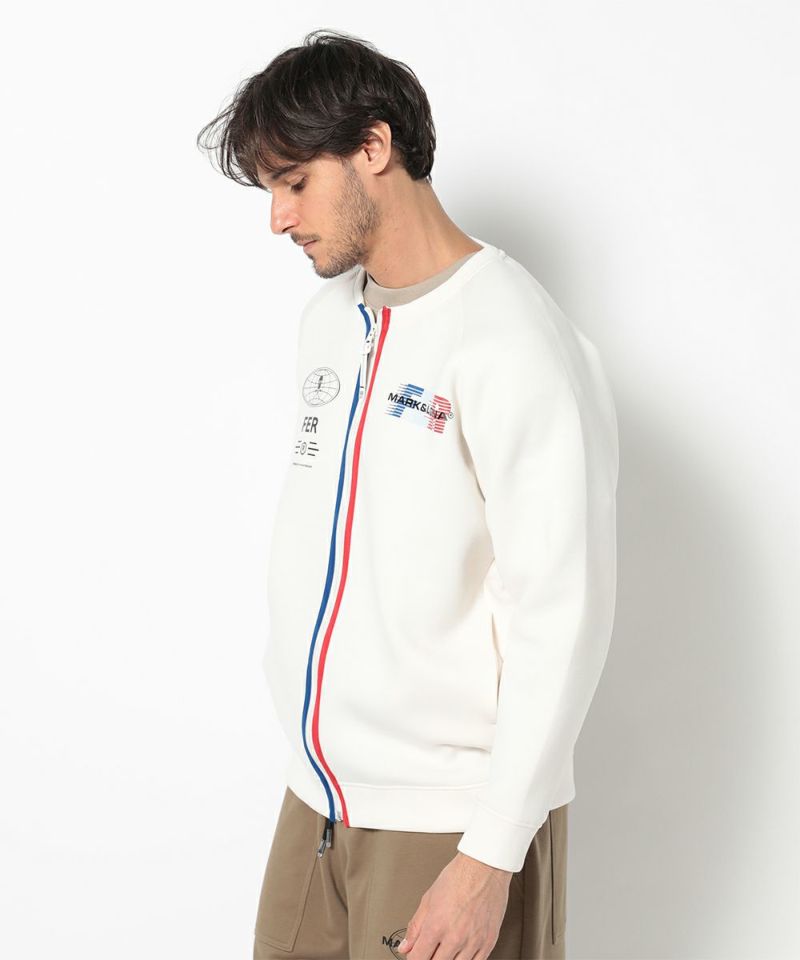 OFF.WHITE モデル:身長185cm,チェスト95cm,ウエスト75cm,ヒップ94cm,着用サイズL