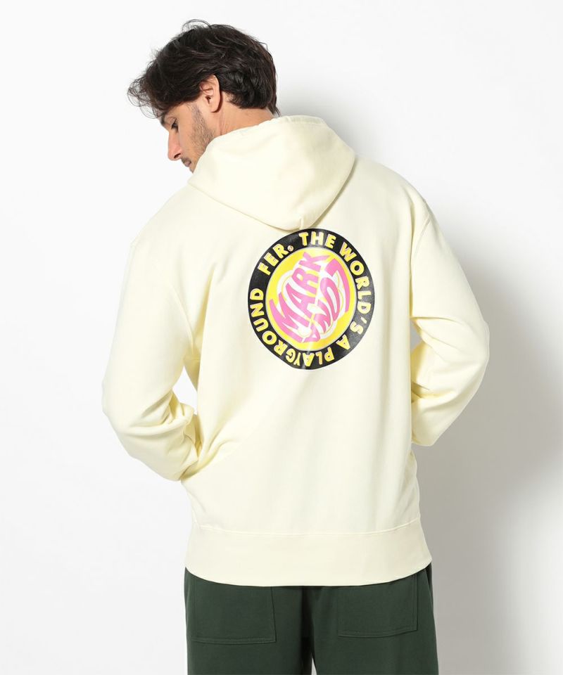 YELLOW モデル:身長185cm,チェスト95cm,ウエスト75cm,ヒップ94cm,着用サイズL