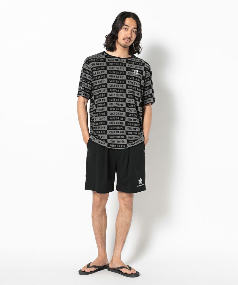 BLACK モデル:身長181cm,チェスト98cm,ウエスト76cm,ヒップ92cm,着用サイズL