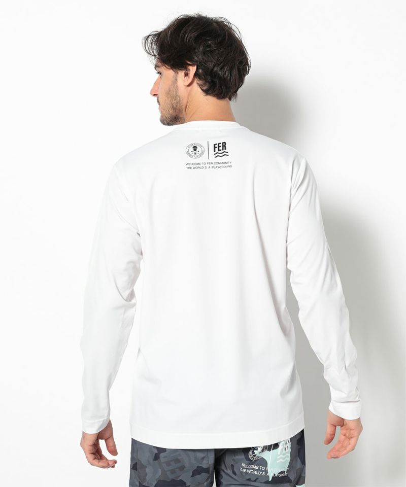 WHITE モデル:身長185cm,チェスト95cm,ウエスト75cm,ヒップ94cm,着用サイズL
