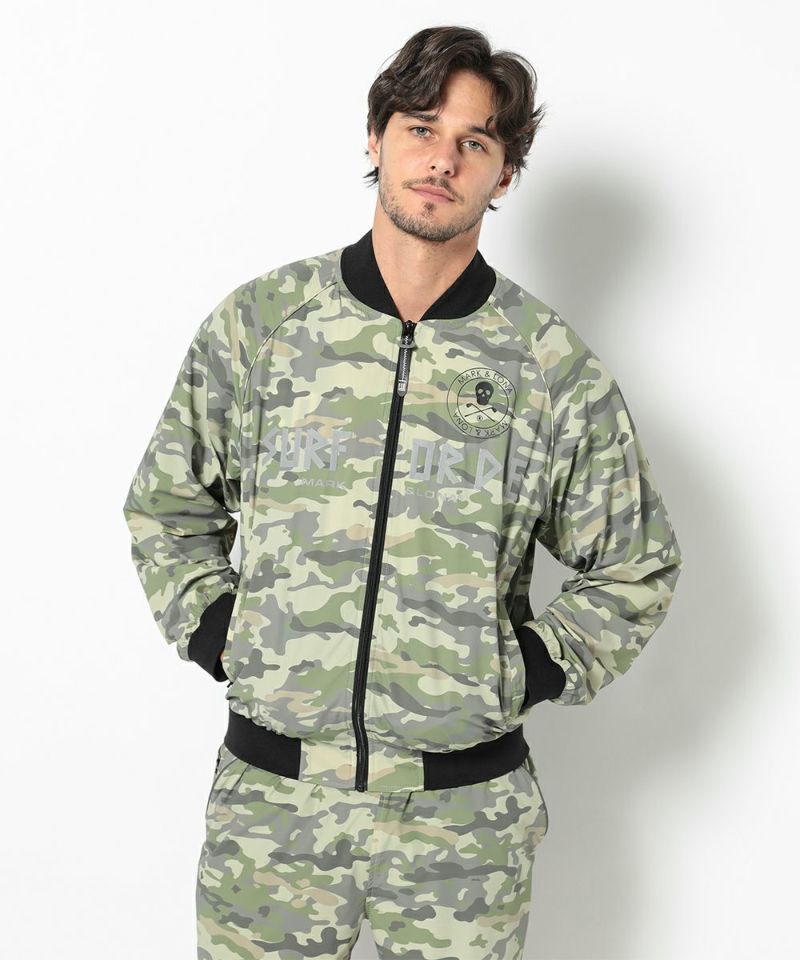 CAMO モデル:身長185cm,チェスト95cm,ウエスト75cm,ヒップ94cm,着用サイズL