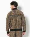 LEOPARD モデル:身長185cm,チェスト95cm,ウエスト75cm,ヒップ94cm,着用サイズL