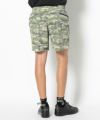 CAMO モデル:身長185cm,チェスト95cm,ウエスト75cm,ヒップ94cm,着用サイズL
