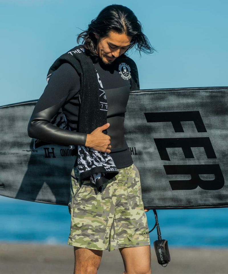 BLACK モデル:身長181cm,チェスト98cm,ウエスト76cm,ヒップ92cm,着用サイズL