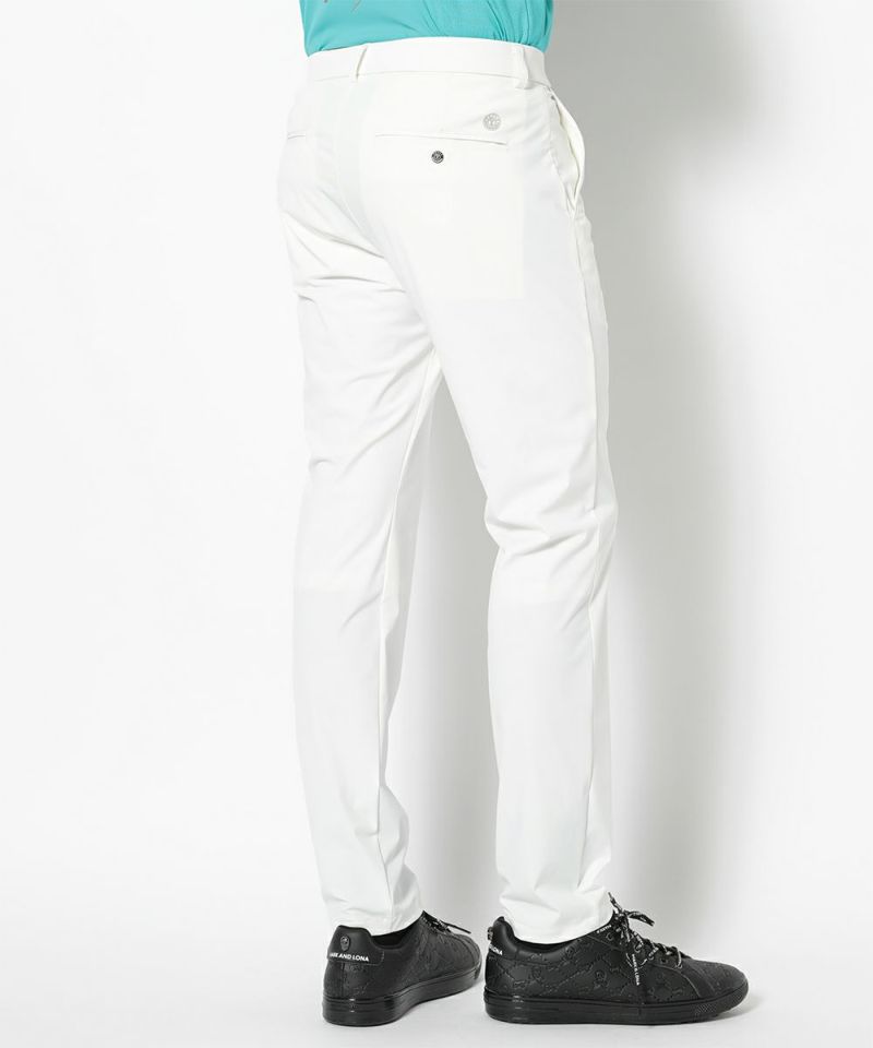 WHITE モデル:身長185cm,チェスト95cm,ウエスト75cm,ヒップ94cm,着用サイズM