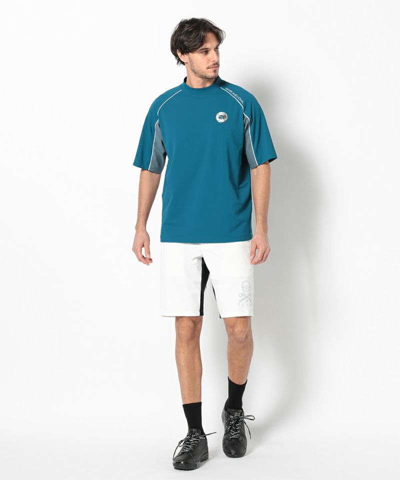 WHITE モデル:身長185cm,チェスト95cm,ウエスト75cm,ヒップ94cm,着用サイズM